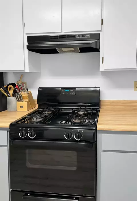 Kitchen - 760 Southgate, Willows, CA 95988 photo 3 of 3