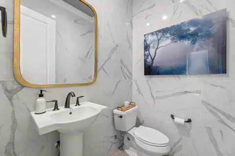 Bath - 3906 Skyline Dr, Rocklin, CA 95677 photo 6 of 11