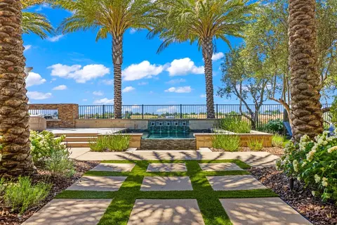 Exterior - 3906 Skyline Dr, Rocklin, CA 95677 photo 6 of 25