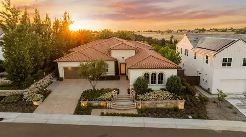 Exterior - 3906 Skyline Dr, Rocklin, CA 95677 photo 1 of 25