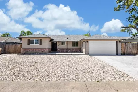 7424 West Pkwy, Sacramento, CA 95823