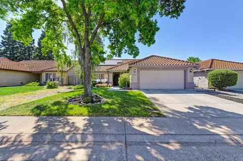 5031 Charter Rd, Rocklin, CA 95765