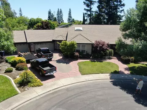 View/Area - 2404 Chianti Cir, Modesto, CA 95356 photo 5 of 6