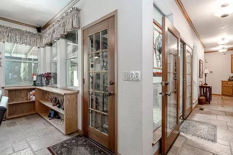 Entry Way - 2404 Chianti Cir, Modesto, CA 95356 photo 5 of 7