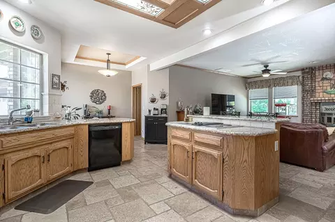 Kitchen - 2404 Chianti Cir, Modesto, CA 95356 photo 3 of 4