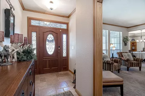 Entry Way - 2404 Chianti Cir, Modesto, CA 95356 photo 2 of 7