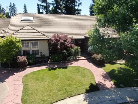Exterior - 2404 Chianti Cir, Modesto, CA 95356 photo 17 of 18