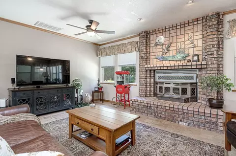 Living - 2404 Chianti Cir, Modesto, CA 95356 photo 6 of 6