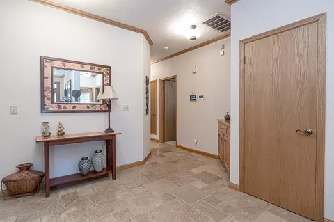 Entry Way - 2404 Chianti Cir, Modesto, CA 95356 photo 4 of 7