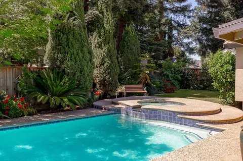 Exterior - 2404 Chianti Cir, Modesto, CA 95356 photo 10 of 18