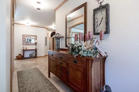 Entry Way - 2404 Chianti Cir, Modesto, CA 95356 photo 3 of 7