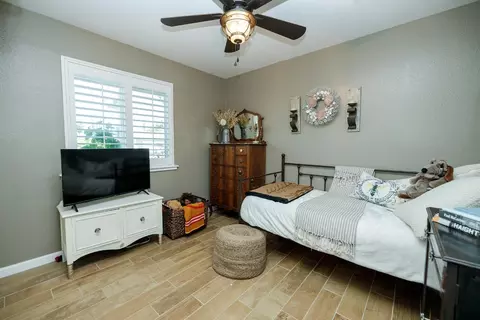 1208 Garnet Dr, Modesto, CA 95355 photo 32