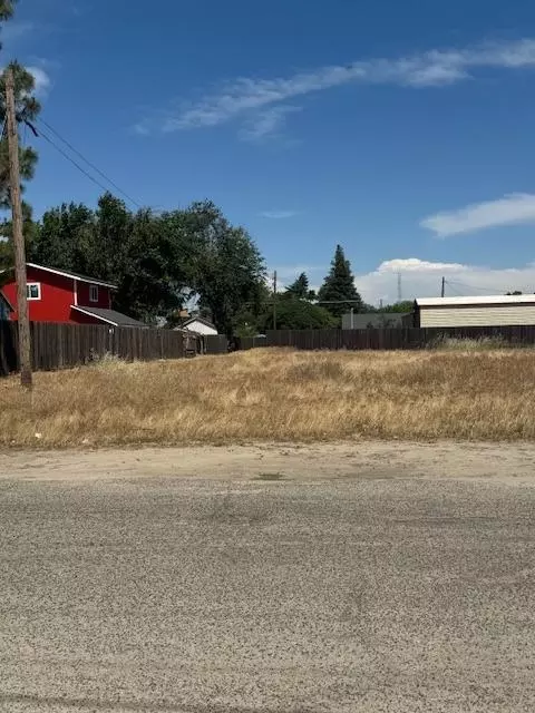 151 W Syracuse Ave, Turlock, CA 95380 photo 9