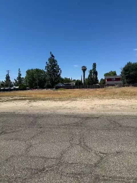 151 W Syracuse Ave, Turlock, CA 95380 photo 6