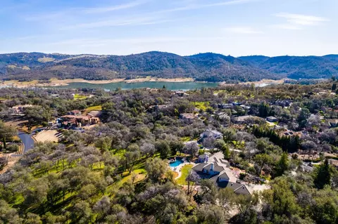 9649 Sterling Pointe Ct, Loomis, CA 95650 photo 4