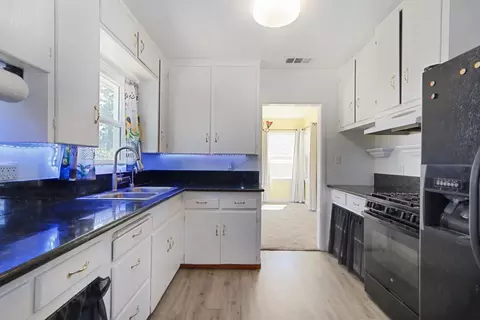 Kitchen - 103 Delano St, Elverta, CA 95626 photo 3 of 3