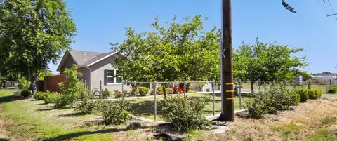 Exterior - 103 Delano St, Elverta, CA 95626 photo 2 of 29