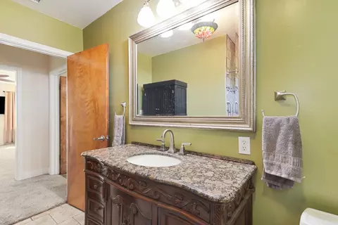 Bath - 103 Delano St, Elverta, CA 95626 photo 2 of 4