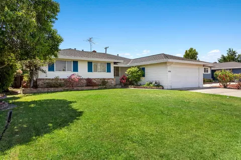 1956 65th Ave, Sacramento, CA 95822