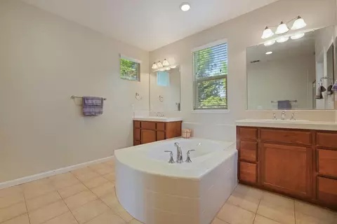 1713 Thomas Ct, Modesto, CA 95355 photo 38