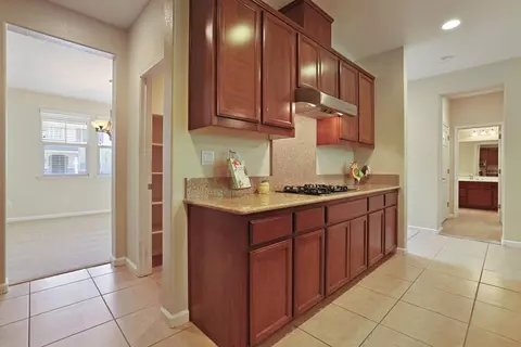 1713 Thomas Ct, Modesto, CA 95355 photo 15