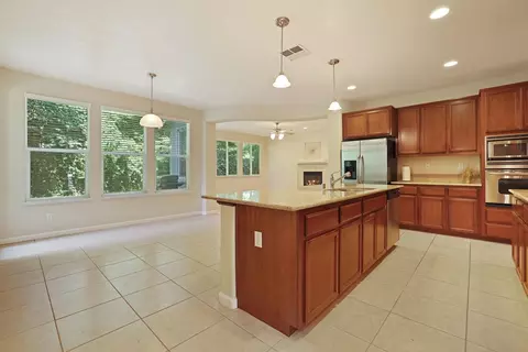 1713 Thomas Ct, Modesto, CA 95355 photo 12