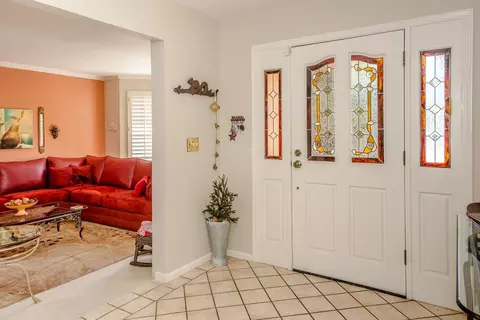 Entry Way - 501 Abbey St, Winters, CA 95694 photo 2 of 7