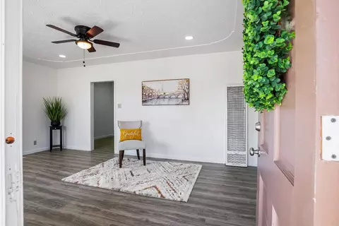 1017 Bewley Ave, Modesto, CA 95351 photo 3
