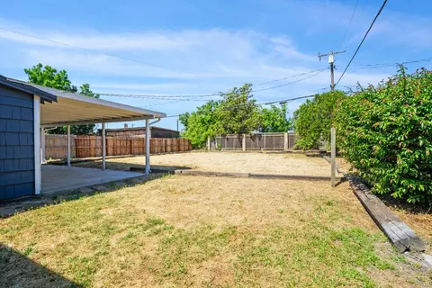 1017 Bewley Ave, Modesto, CA 95351 photo 11