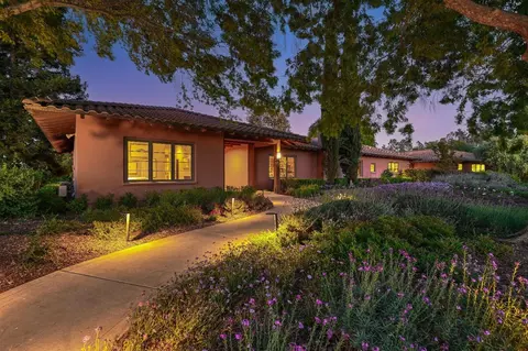 34284 Corcoran Hill Ln, Davis, CA 95616 photo 3