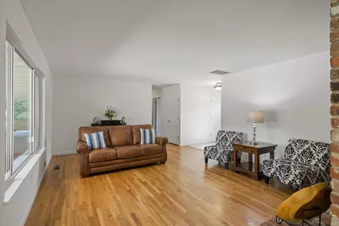 4401 Stoney Way, Carmichael, CA 95608 photo 8