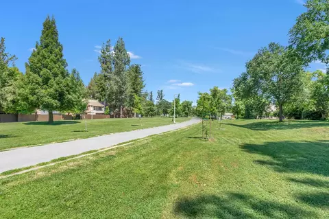2080 Alta Loma St, Davis, CA 95616 photo 28