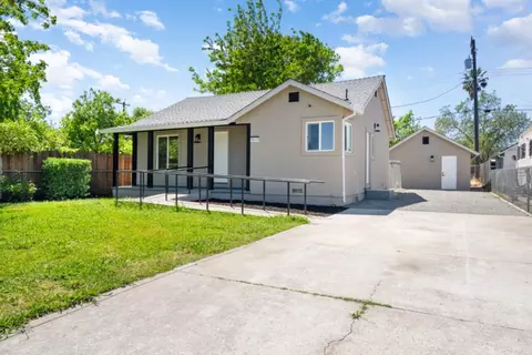 3833 Dry Creek Rd, Sacramento, CA 95838