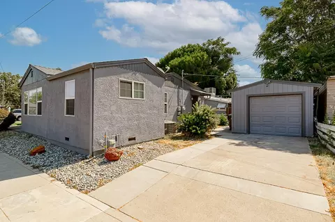 744 W Yosemite Ave, Manteca, CA 95337 photo 18