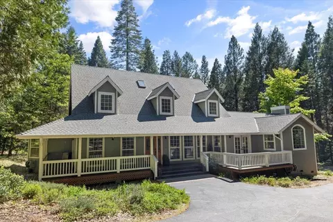 13900 Red Dog Rd, Nevada City, CA 95959