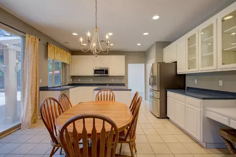 454 Otis Dr, Ripon, CA 95366 photo 10