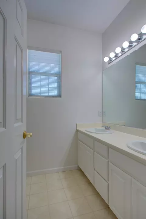 454 Otis Dr, Ripon, CA 95366 photo 42