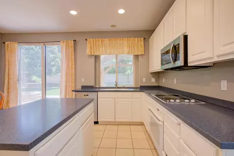 454 Otis Dr, Ripon, CA 95366 photo 12