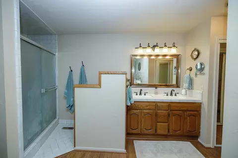 Bath - 2486 Mccullagh St, Stevinson, CA 95374 photo 2 of 3