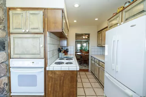 Kitchen - 2486 Mccullagh St, Stevinson, CA 95374 photo 3 of 3