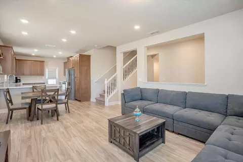 932 Posey St, Galt, CA 95632 photo 8