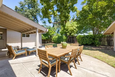 1324 Gary Way, Carmichael, CA 95608 photo 36
