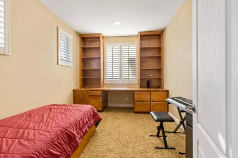 Bedroom - 2913 Hillglen Ave, Modesto, CA 95355 photo 2 of 6