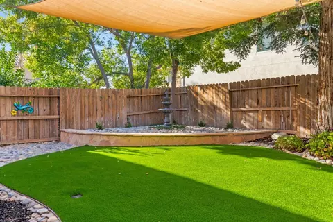 Exterior - 2913 Hillglen Ave, Modesto, CA 95355 photo 4 of 12