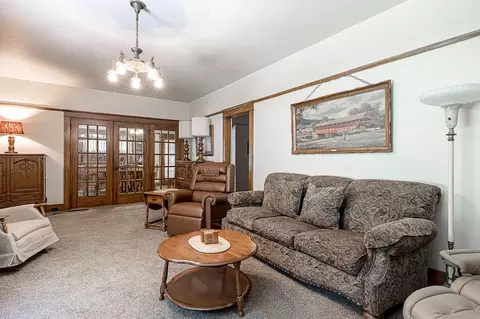 Living - 225 Park Ave, Modesto, CA 95354 photo 4 of 4