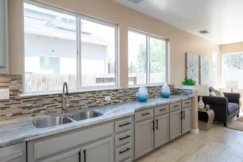 2270 Bentley Ln, Tracy, CA 95376 photo 12