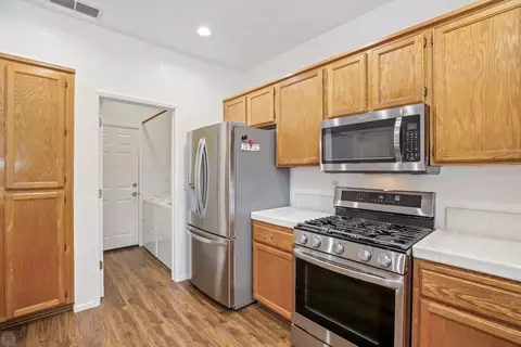 1990 Box Car Dr, Manteca, CA 95337 photo 15