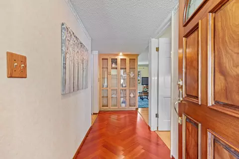 Entry Way - 635 El Toro Way, Davis, CA 95618 photo 2 of 3
