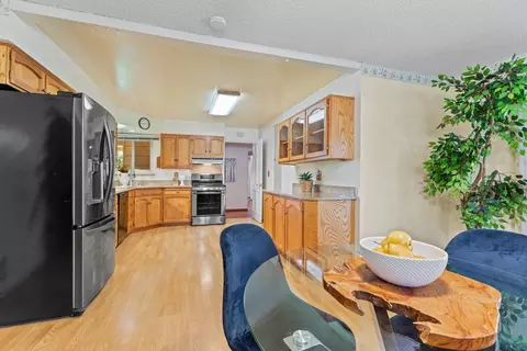 Kitchen - 635 El Toro Way, Davis, CA 95618 photo 1 of 4