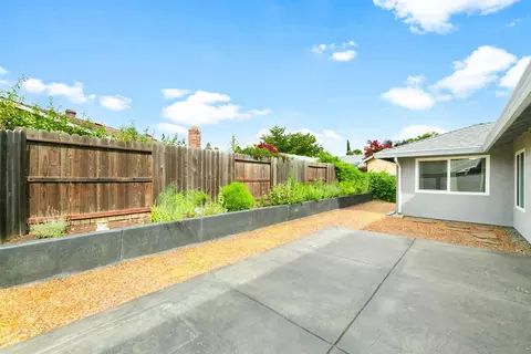 3753 Pullman Dr, Sacramento, CA 95827 photo 33